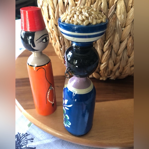 Antique Egyptian Handmade Spindle Wood Set - Picture 6 of 9